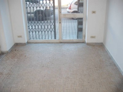 Negozio - Carrara - Marina di Carrara