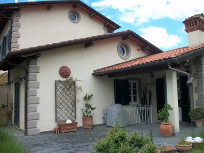 24926-pietrasanta-centro-pietrasanta-vendita-villa-a-schiera