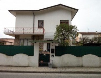 24990-lido-di-camaiore-camaiore-vendita-villa-a-schiera