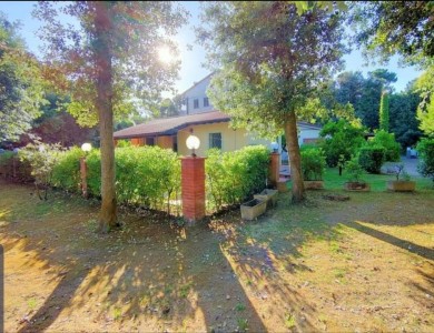 Villa a schiera - Pietrasanta - Marina di Pietrasanta