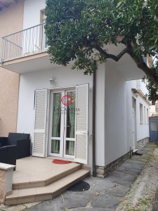 Villa Bifamiliare - Camaiore - Lido di Camaiore