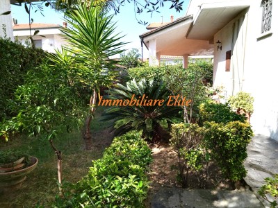 Villa - Viareggio - Torre del Lago Lago